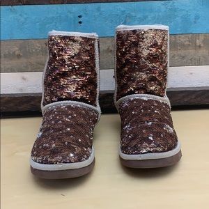 UGG sequin color change boots size 7